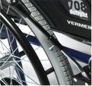 Brake extenders for wheelchair B40