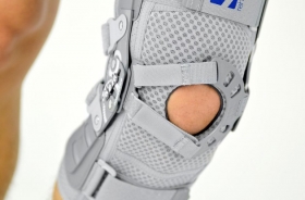 Knee cap brace with two splints 2RA, AM-OSK-Z/2RA-OR