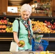 The Inogen G4 portable oxygen concentrator  woman user.